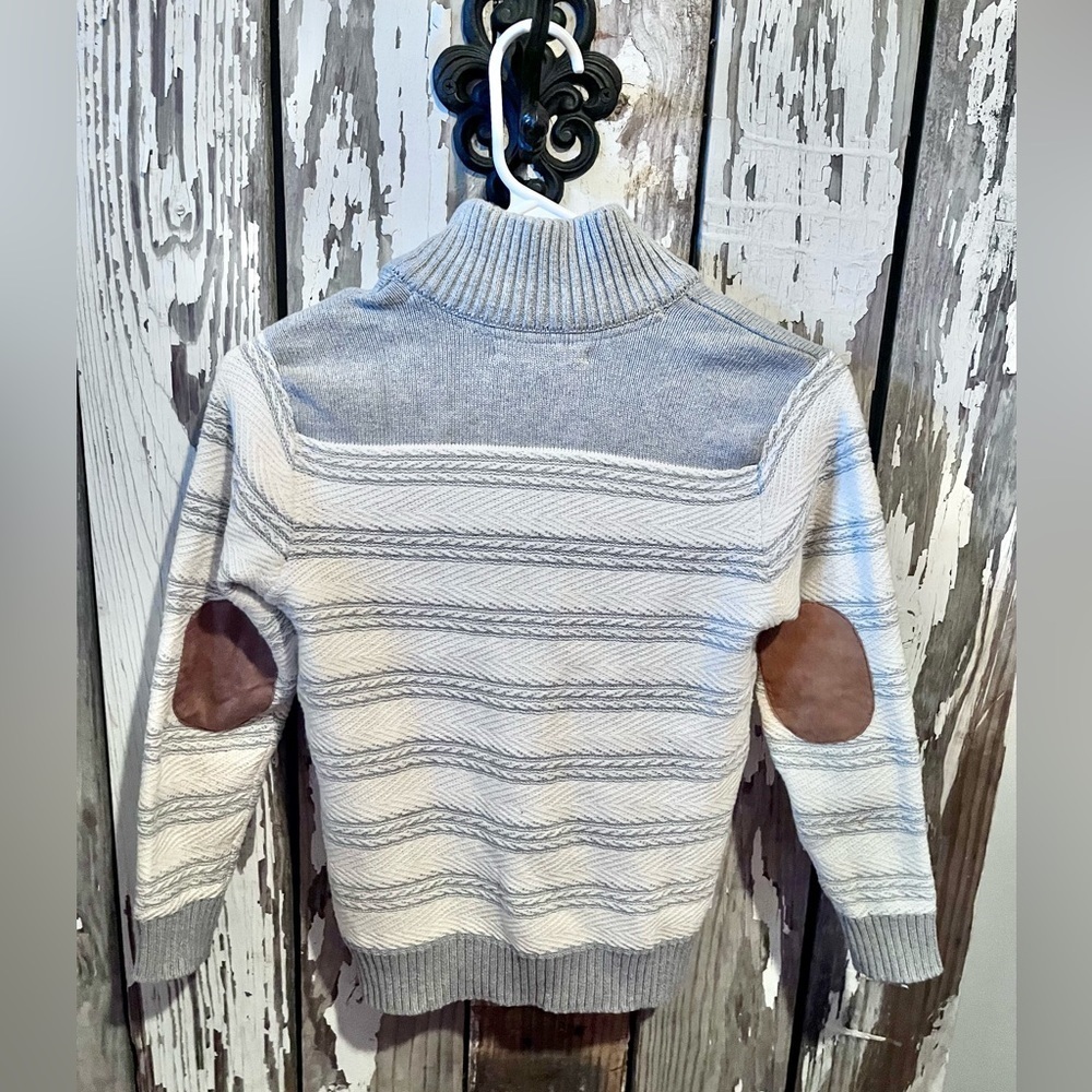 Hope & Henry sweater gray & white with Elbow Patches size medium boys - Picture 4 of 5